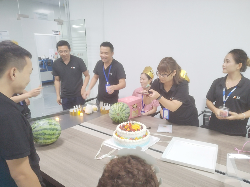 耀世导热生日会现场|时光隽永,回忆绵长,耀世导热以生日之名,共筑美好时光